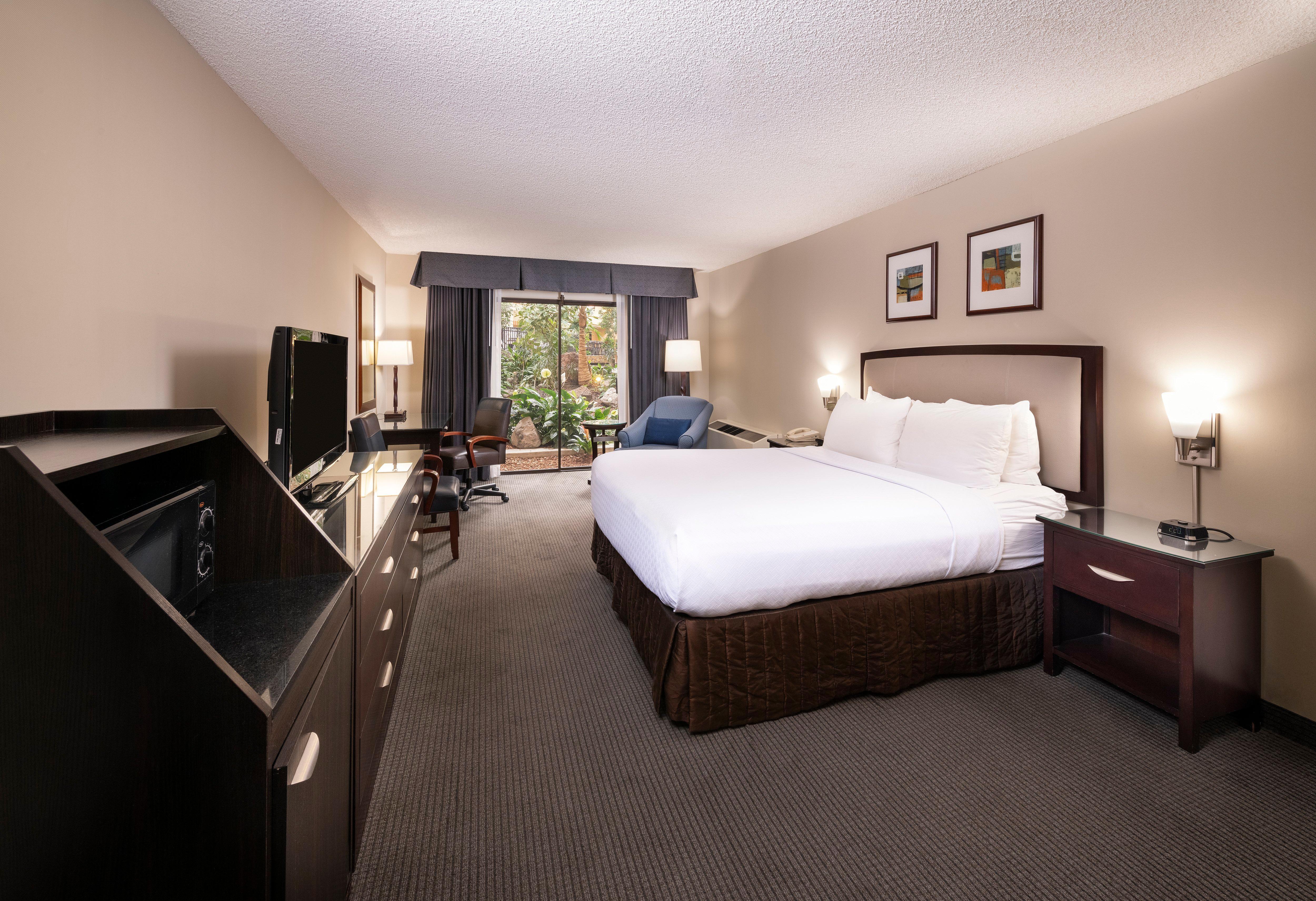 Concord Plaza Hotel Luaran gambar