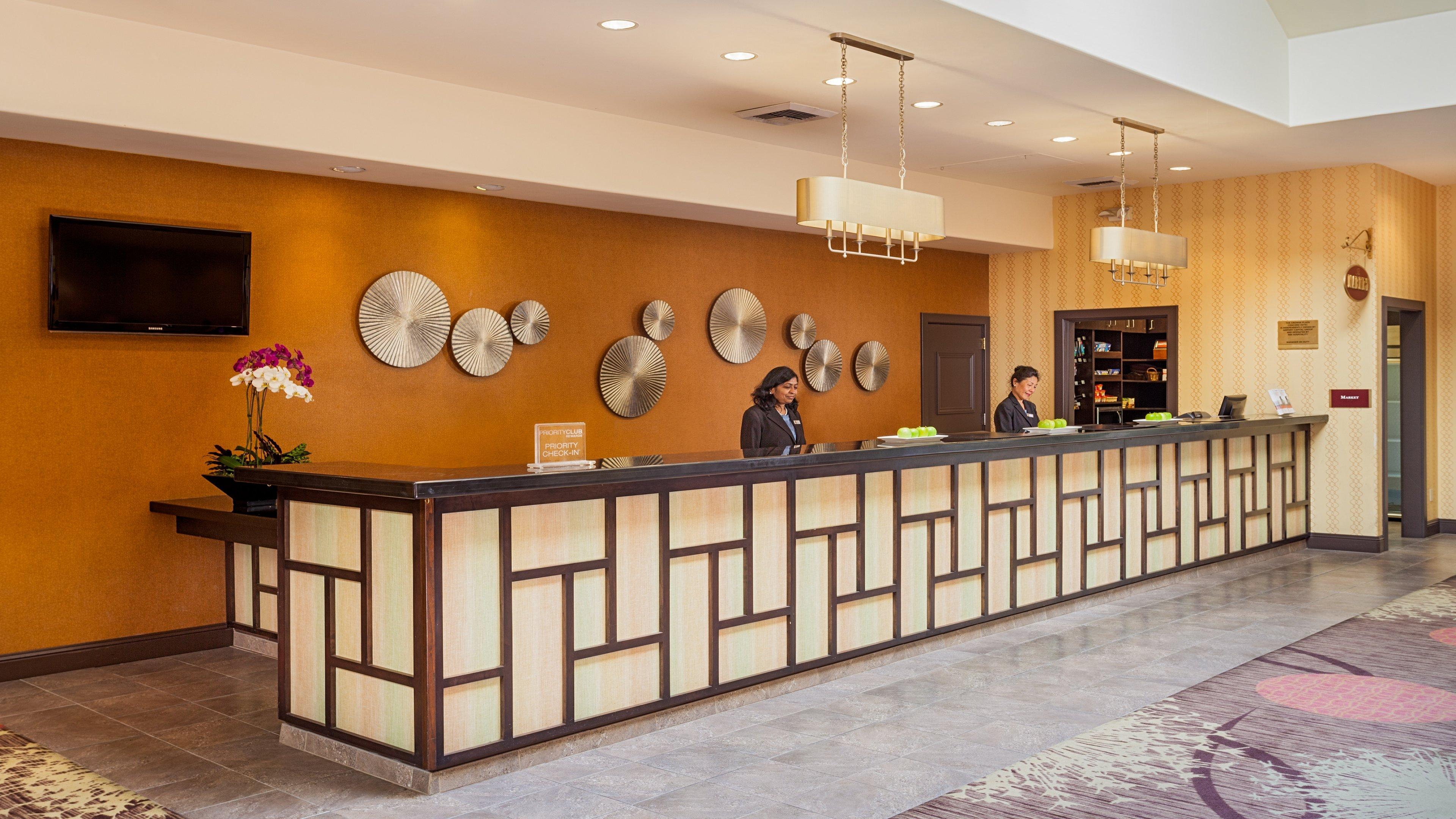 Concord Plaza Hotel Luaran gambar