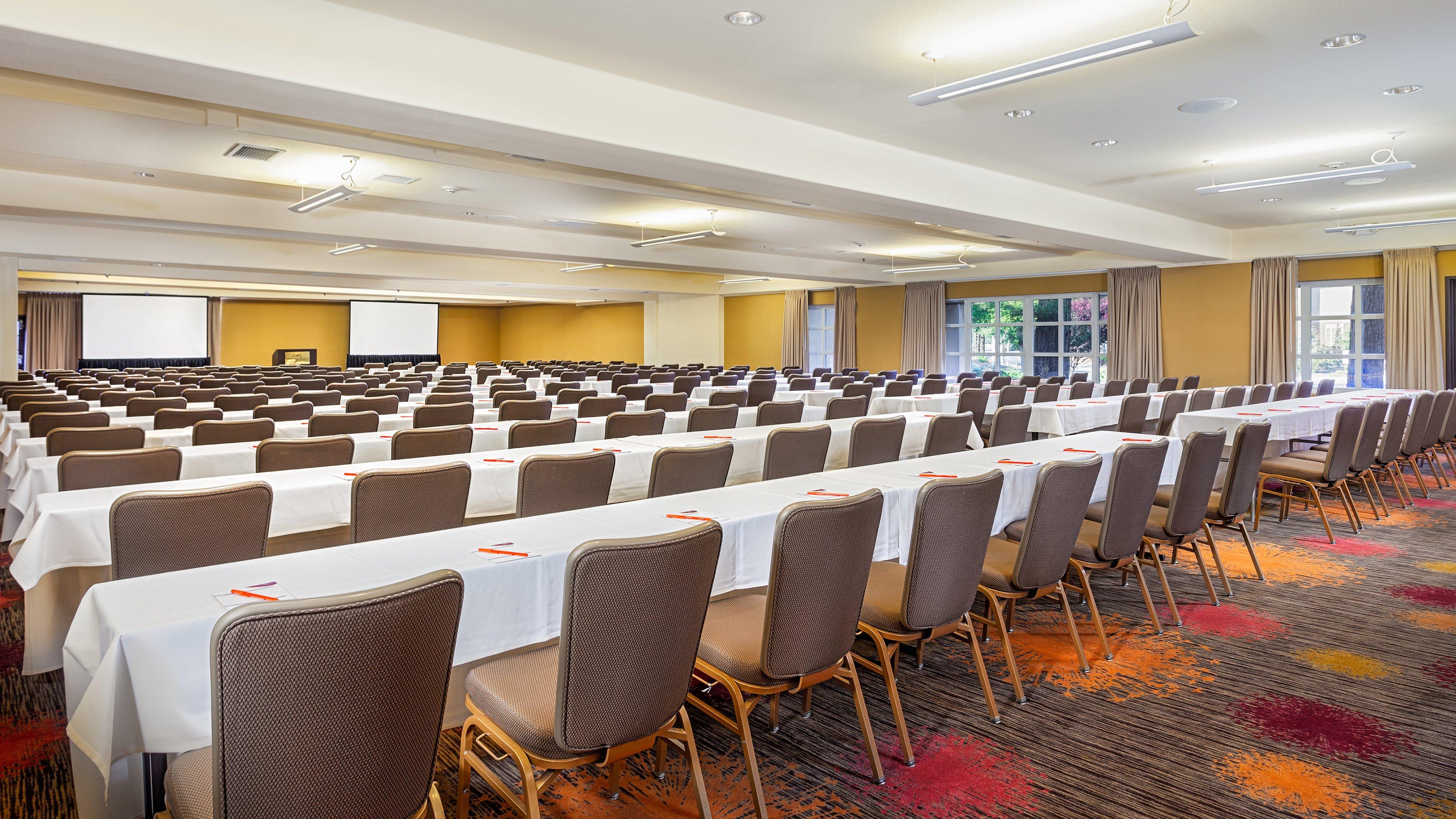 Concord Plaza Hotel Perniagaan gambar
